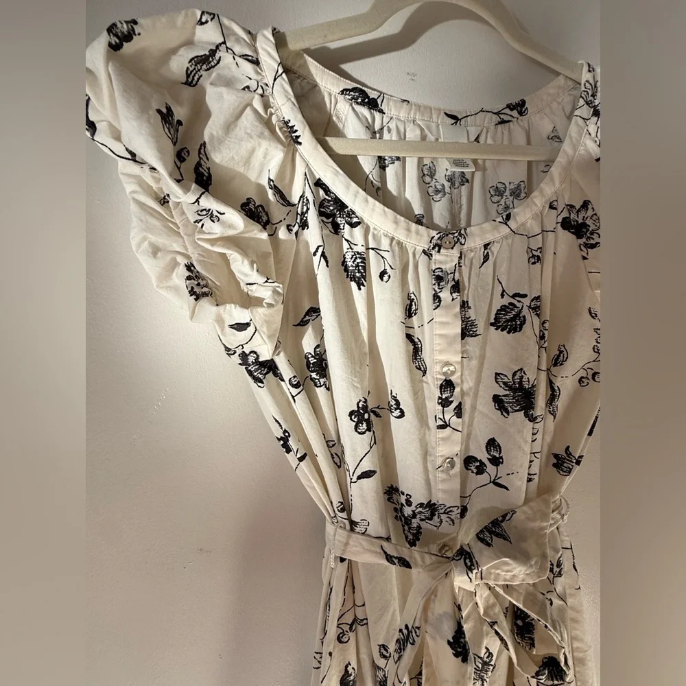 Kentucky Derby Dainty Floral Print Black + Cream Dress with Ruffled Sleeves - Picture 5 of 10
